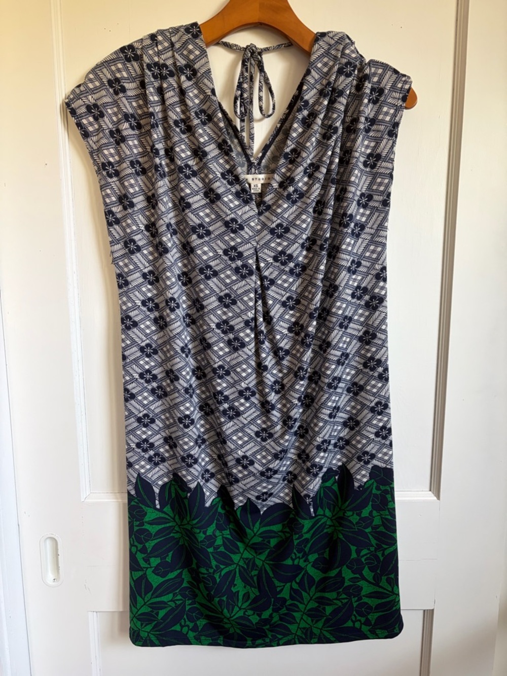 Max Studio Navy and White Floral Geometric Dress